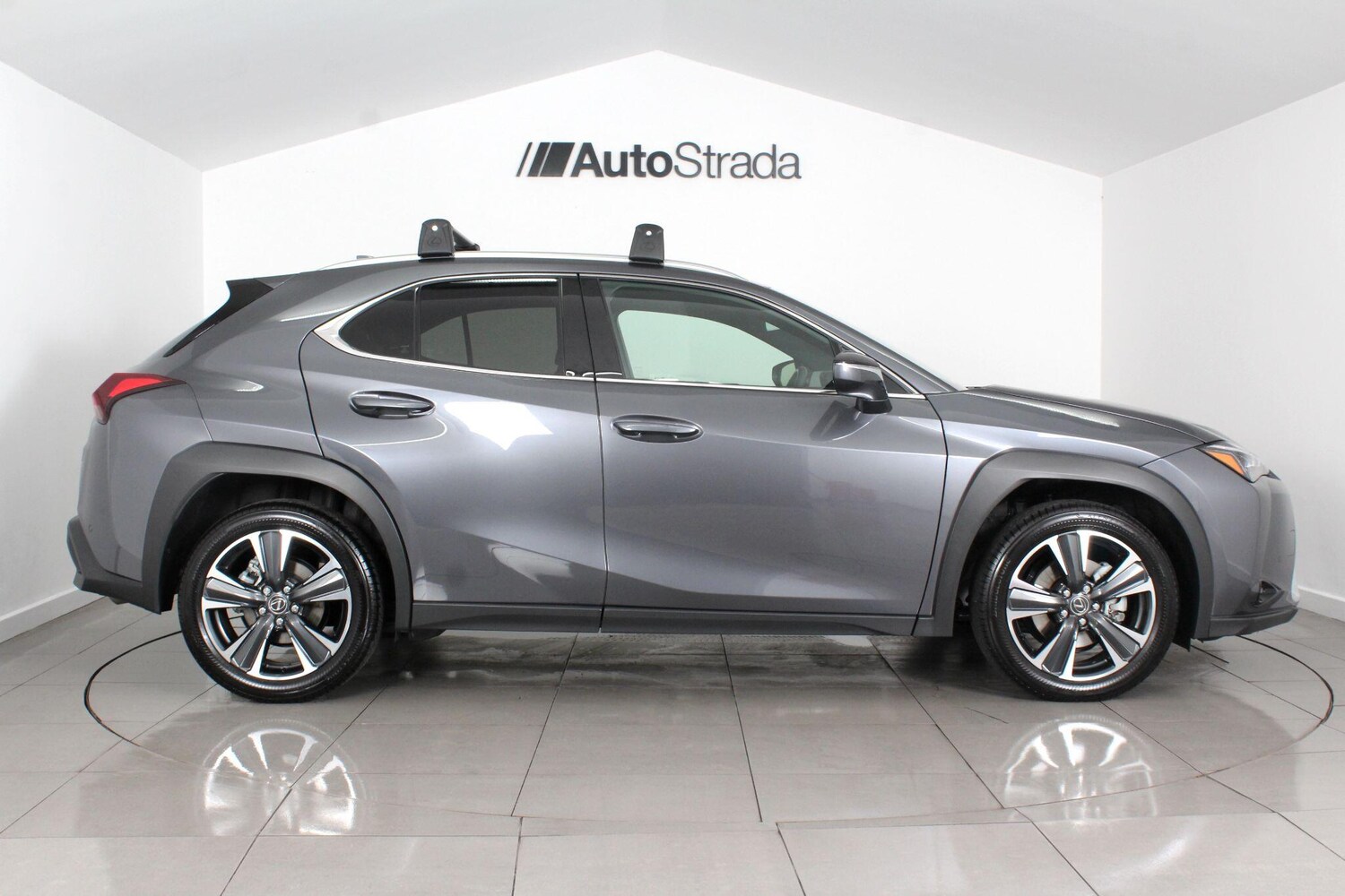 Used Lexus UX for sale - 76994772: Photo 6