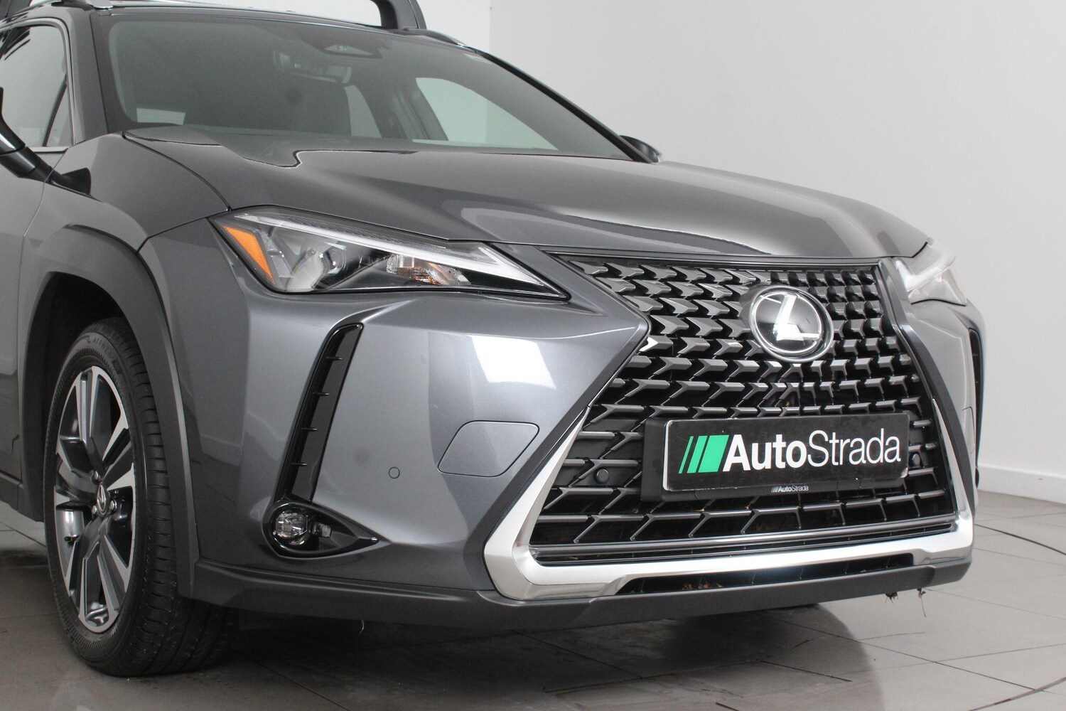 Used Lexus UX for sale - 76994772: Photo 65