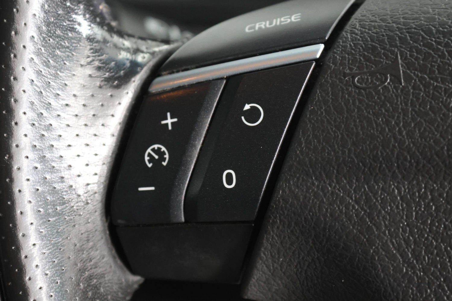 Used Volvo XC90 2012 for sale - 77101687: Photo 25