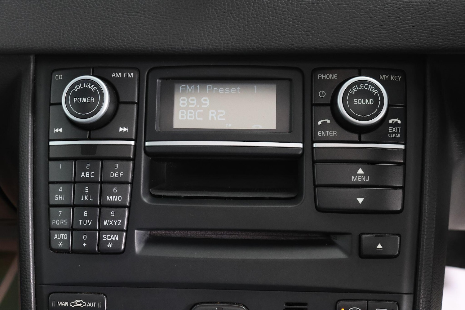 Used Volvo XC90 2012 for sale - 77101687: Photo 37