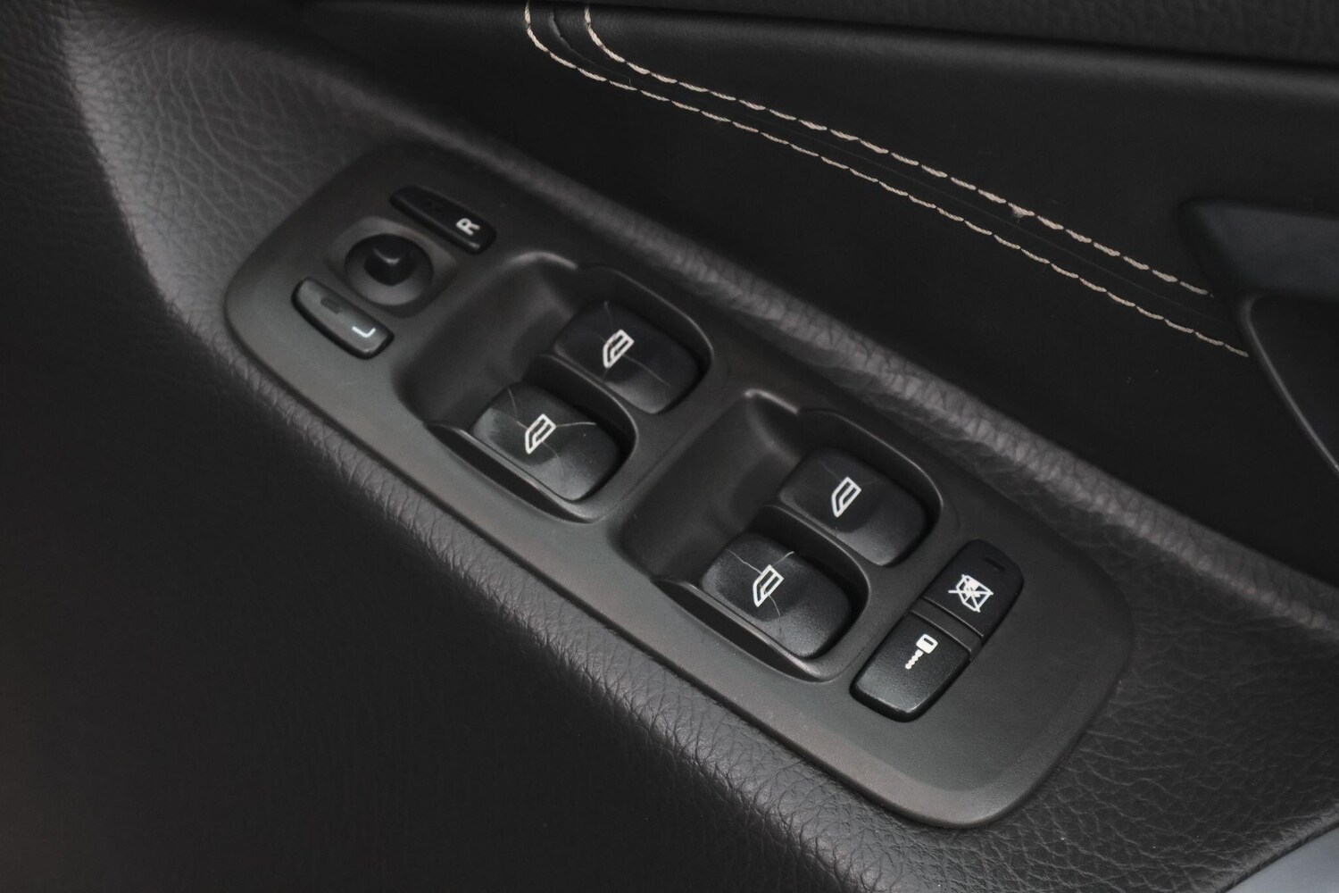 Used Volvo XC90 2012 for sale - 77101687: Photo 41