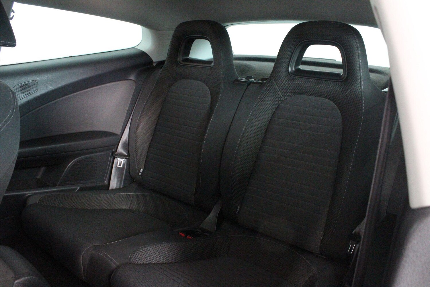 Used Volkswagen Scirocco 2010 for sale - 76989599: Photo 56