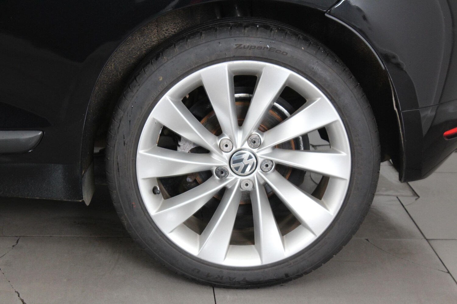 Used Volkswagen Scirocco 2010 for sale - 76989599: Photo 77