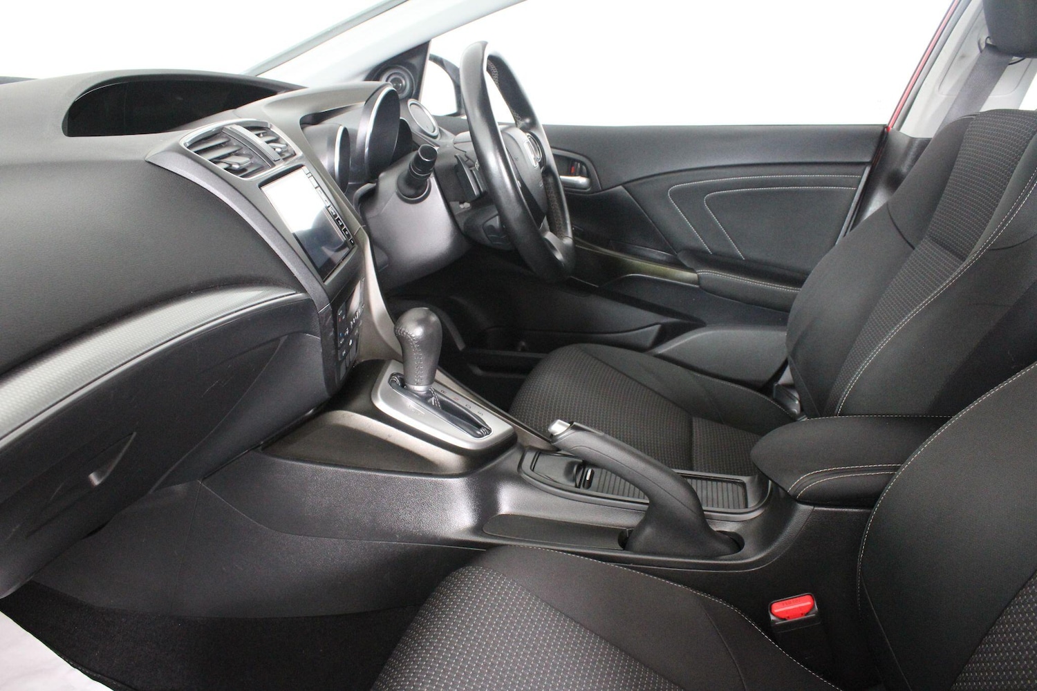 Used Honda Civic 2016 for sale - 76990135: Photo 54