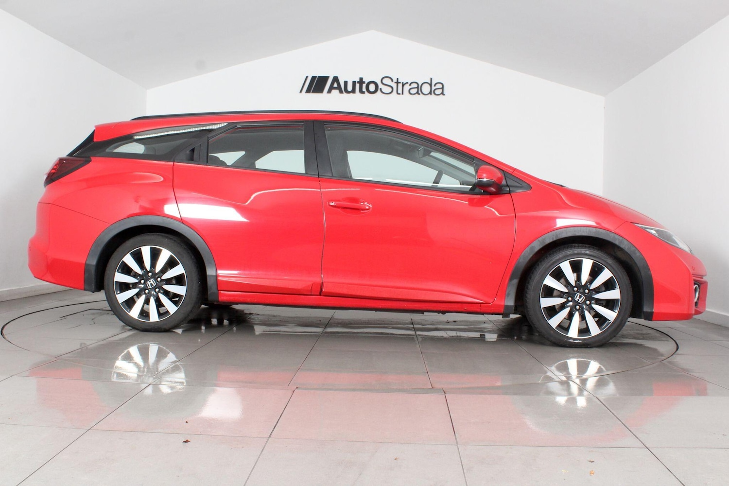 Used Honda Civic 2016 for sale - 76990135: Photo 8