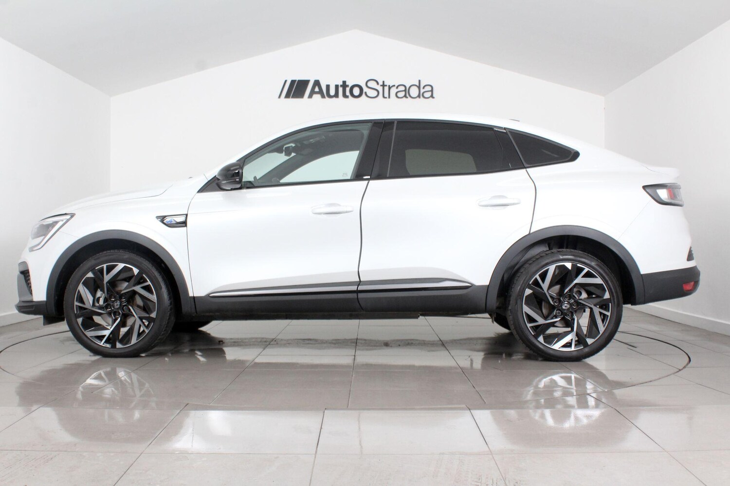 Used Renault Arkana for sale - 76991731: Photo 9