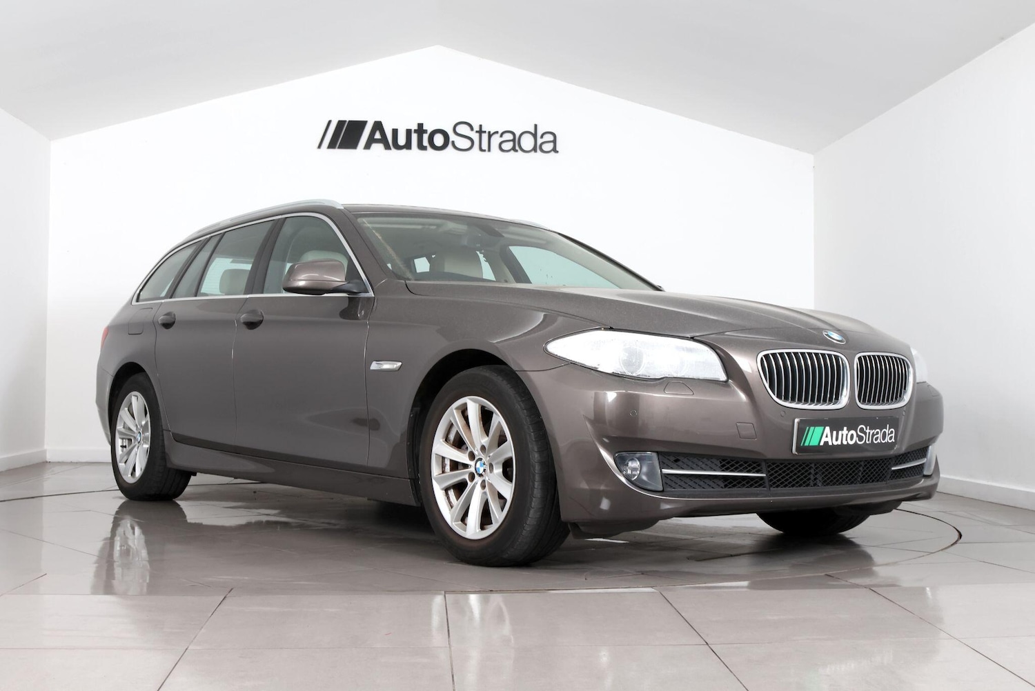 Used BMW 5 Series for sale - 77784810: Photo 14