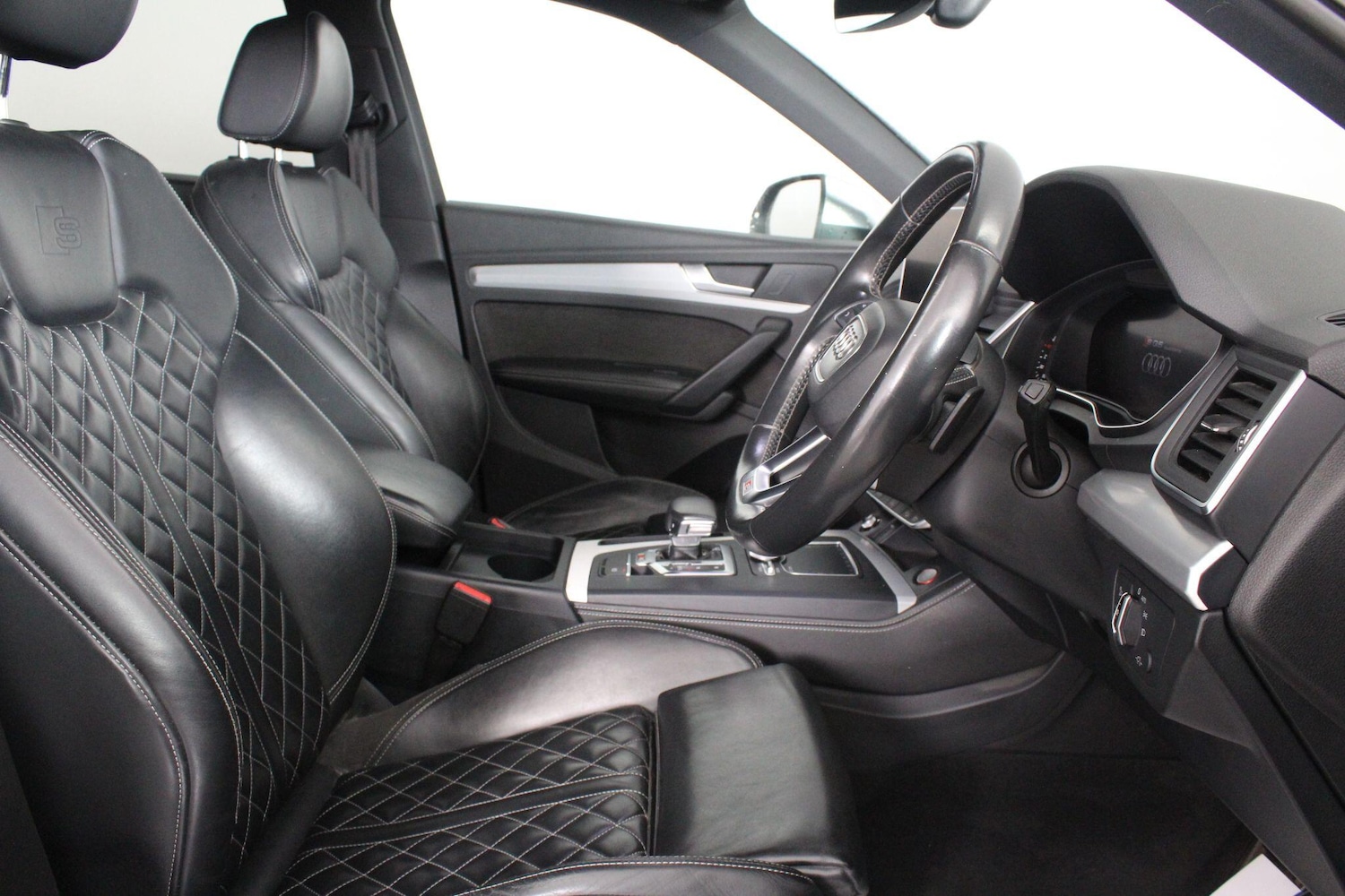 Used Audi Q5 2018 for sale - 76989822: Photo 42