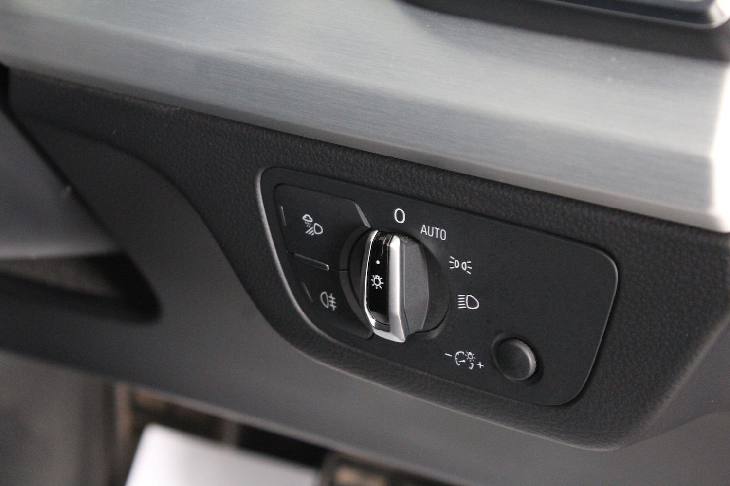 Used Audi Q5 2018 for sale - 76989822: Photo 47