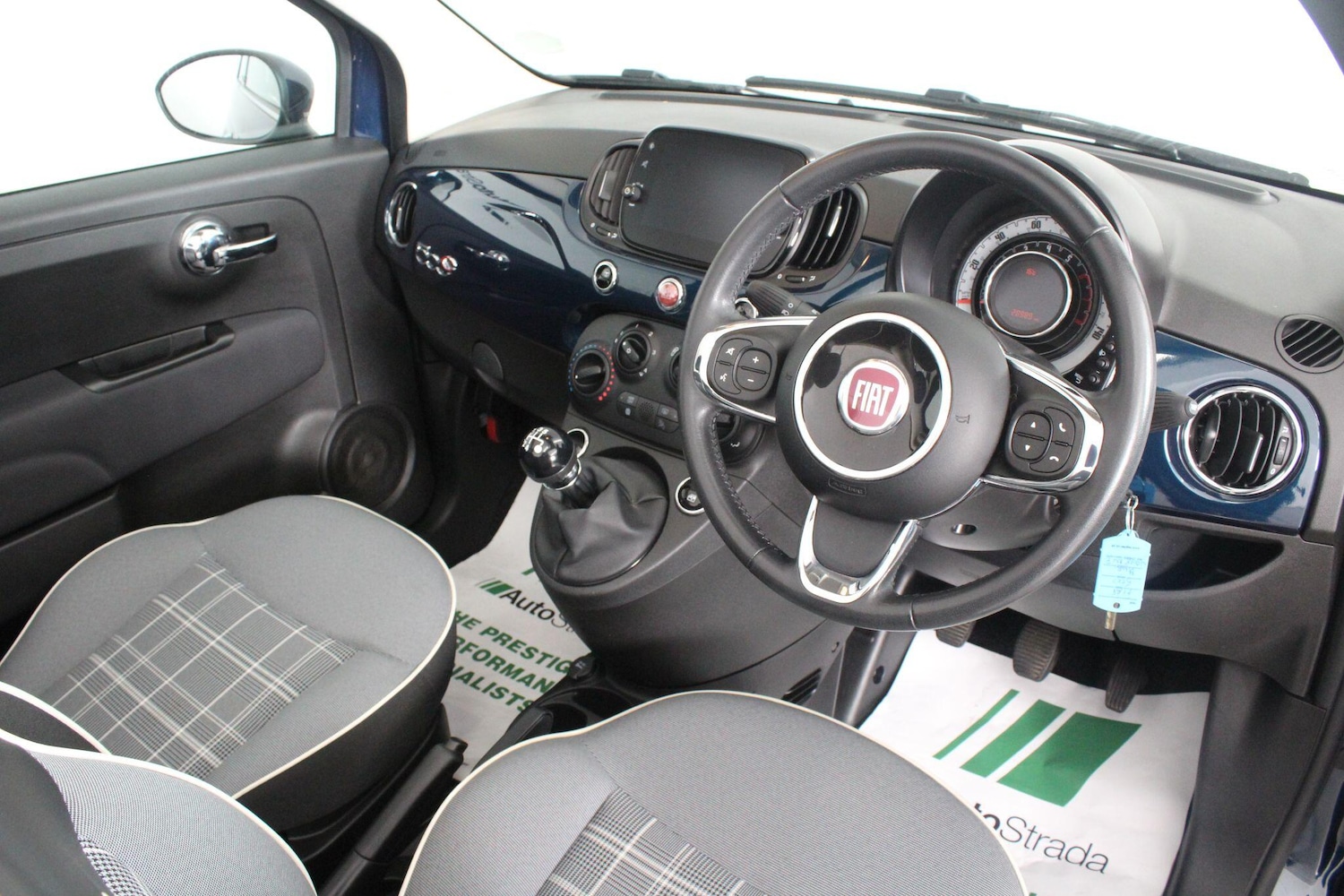 Used Fiat 500 2018 for sale - 76989610: Photo 3