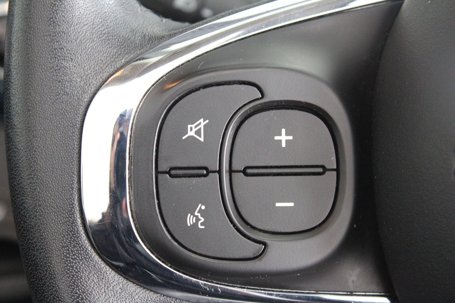 Used Fiat 500 2018 for sale - 76989610: Photo 35