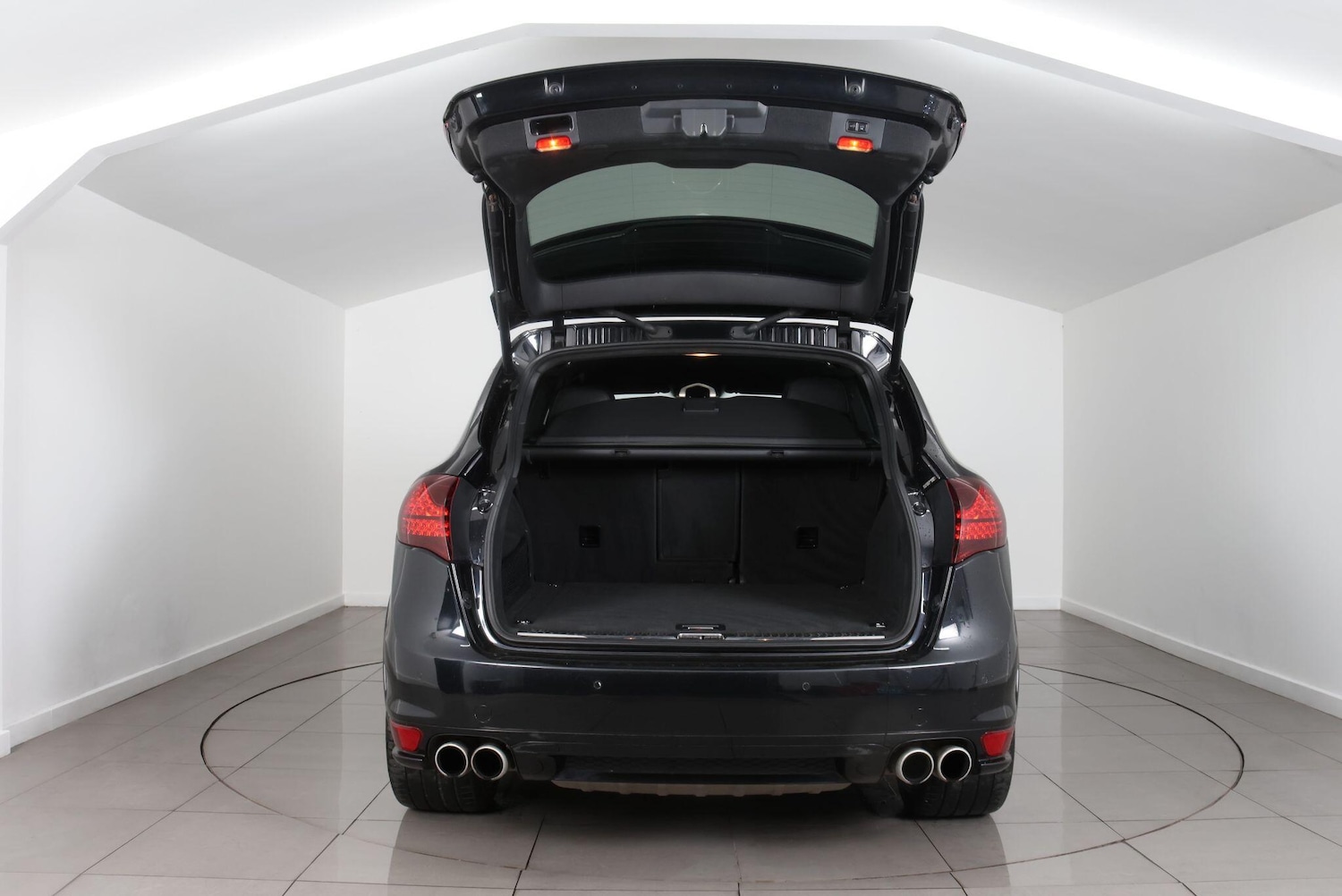 Used Porsche Cayenne 2013 for sale - 77597826: Photo 16