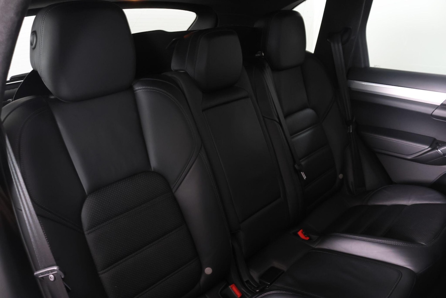 Used Porsche Cayenne 2013 for sale - 77597826: Photo 30