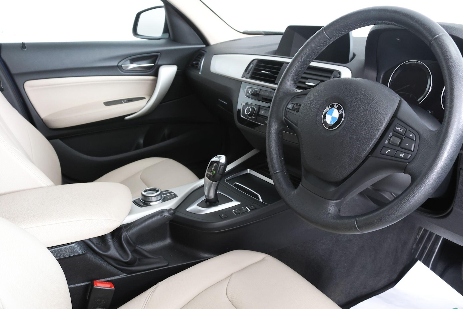Used BMW 1 Series 2017 for sale - 77331458: Photo 3