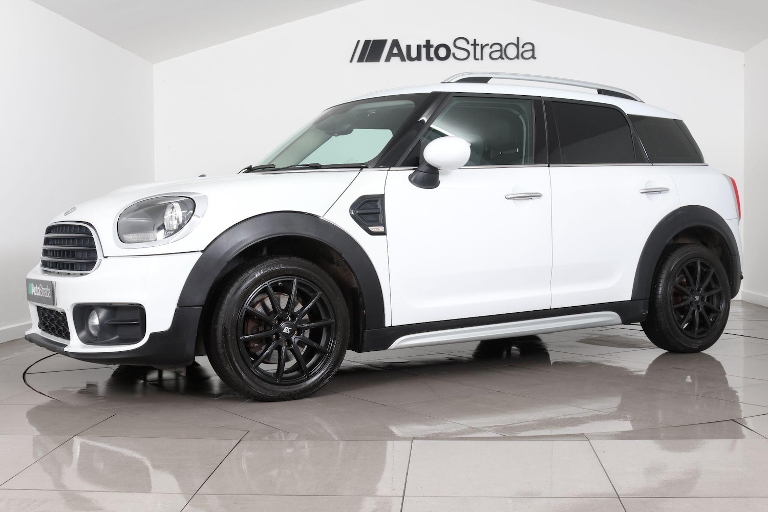 Used MINI Countryman 2017 for sale - 77120071: Photo 5