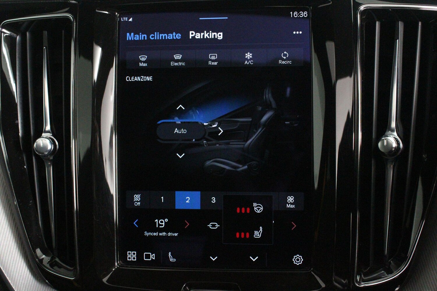 Used Volvo XC60 2021 for sale - 77574584: Photo 37