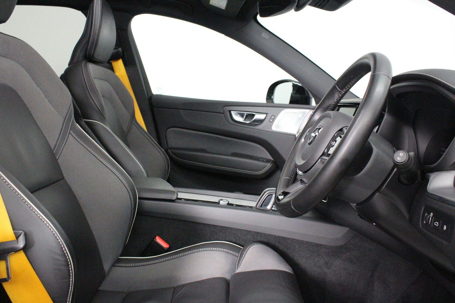 Used Volvo XC60 2021 for sale - 77574584: Photo 46