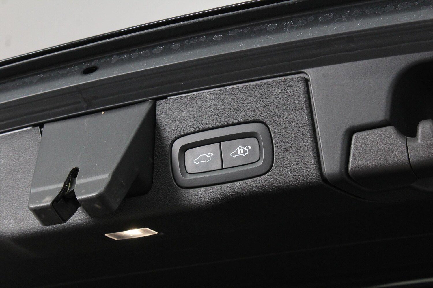 Used Volvo XC60 2021 for sale - 77574584: Photo 76