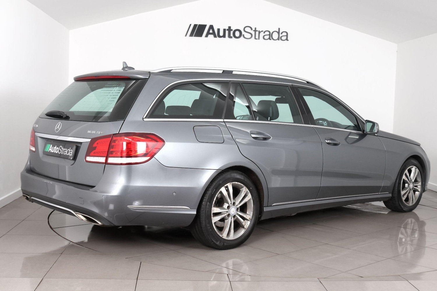 Used Mercedes-Benz E Class 2016 for sale - 77015891: Photo 16