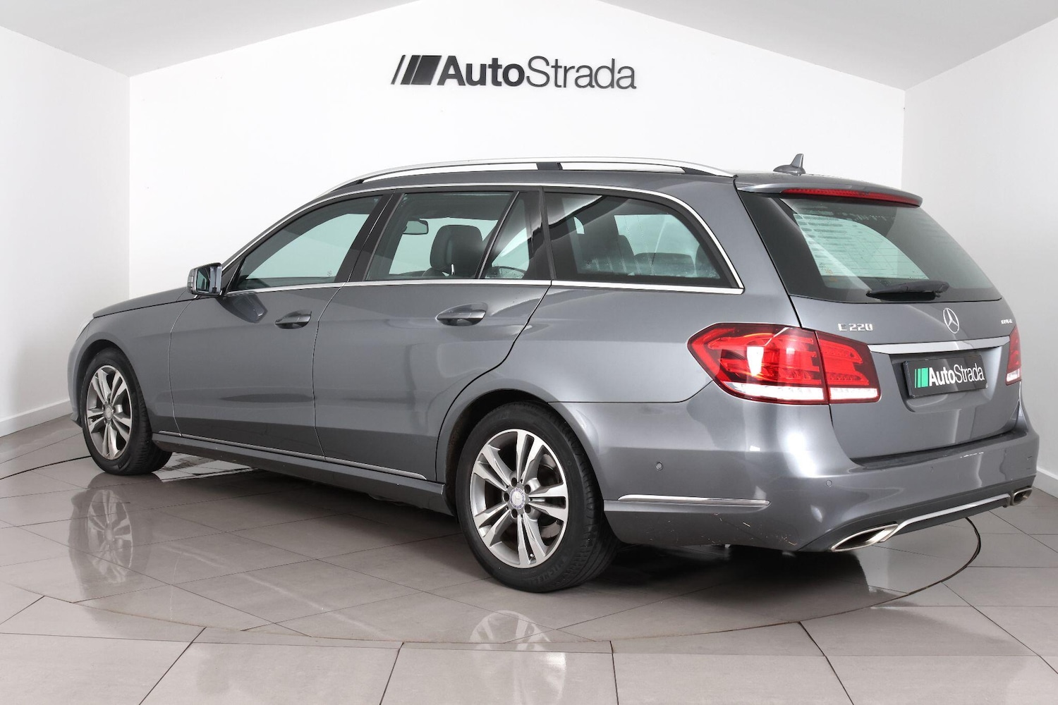 Used Mercedes-Benz E Class 2016 for sale - 77015891: Photo 17