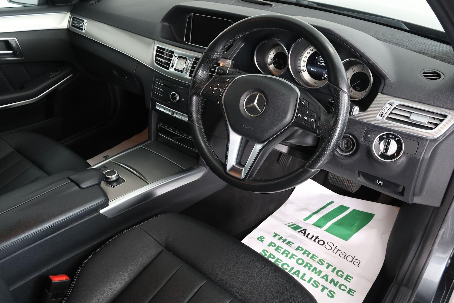 Used Mercedes-Benz E Class 2016 for sale - 77015891: Photo 3