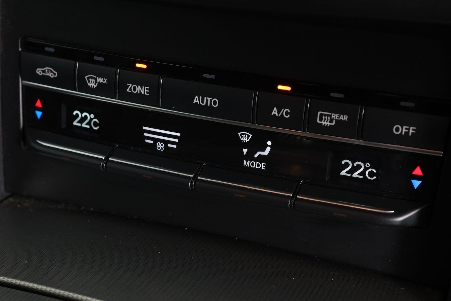 Used Mercedes-Benz E Class 2016 for sale - 77015891: Photo 31