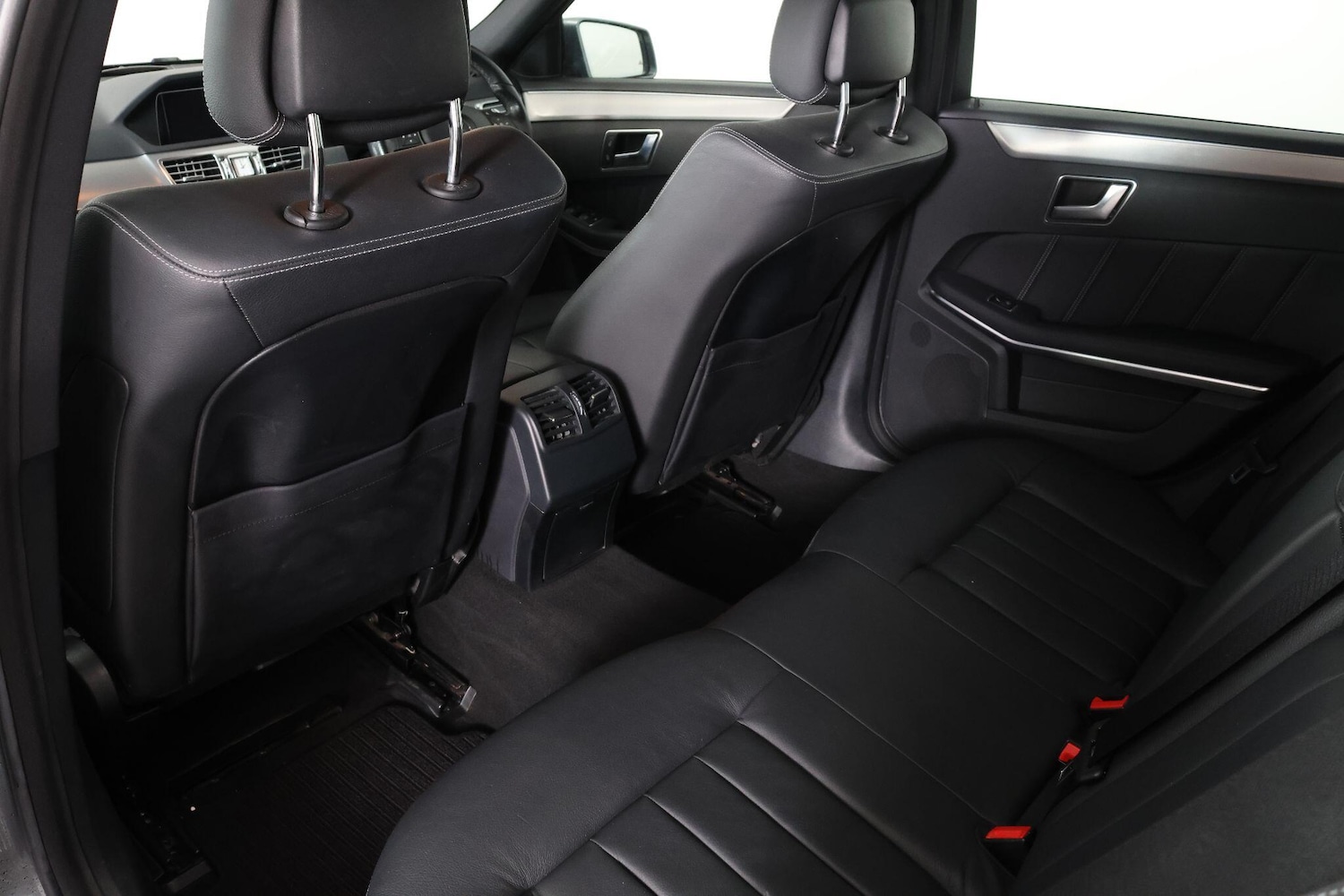 Used Mercedes-Benz E Class 2016 for sale - 77015891: Photo 42