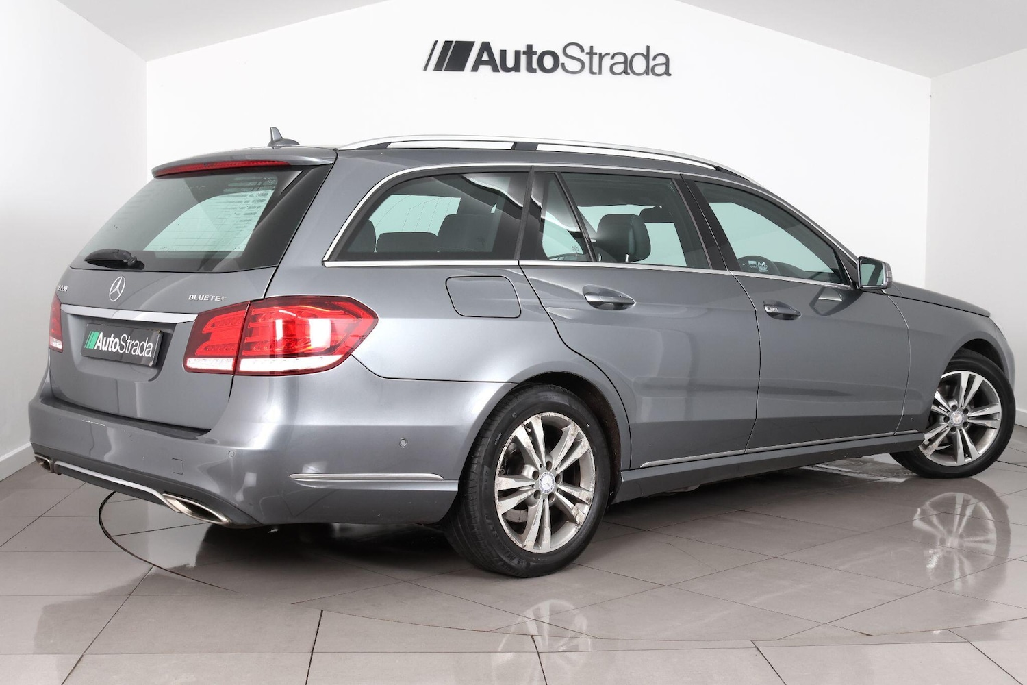 Used Mercedes-Benz E Class 2016 for sale - 77015891: Photo 9