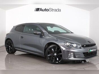 2016 (16) - 2.0 TDi BlueMotion Tech R-Line 3dr