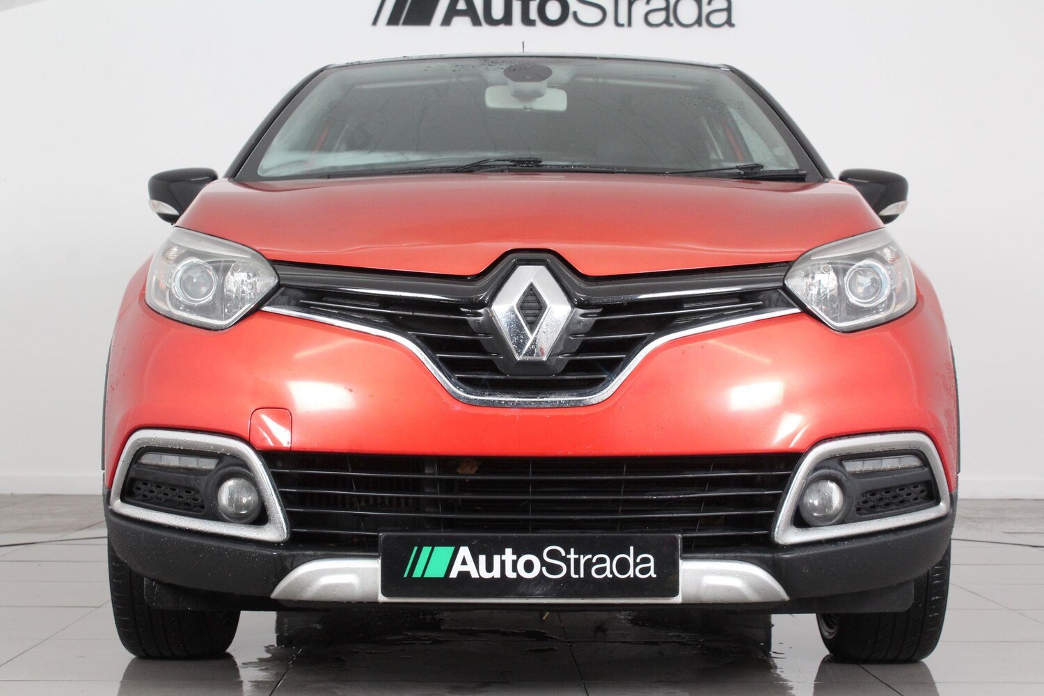 Used Renault Captur 2015 for sale - 76990705: Photo 16