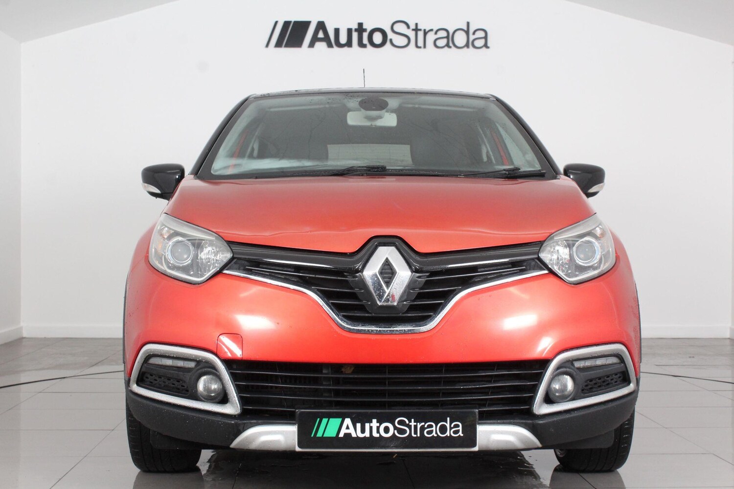 Used Renault Captur 2015 for sale - 76990705: Photo 17