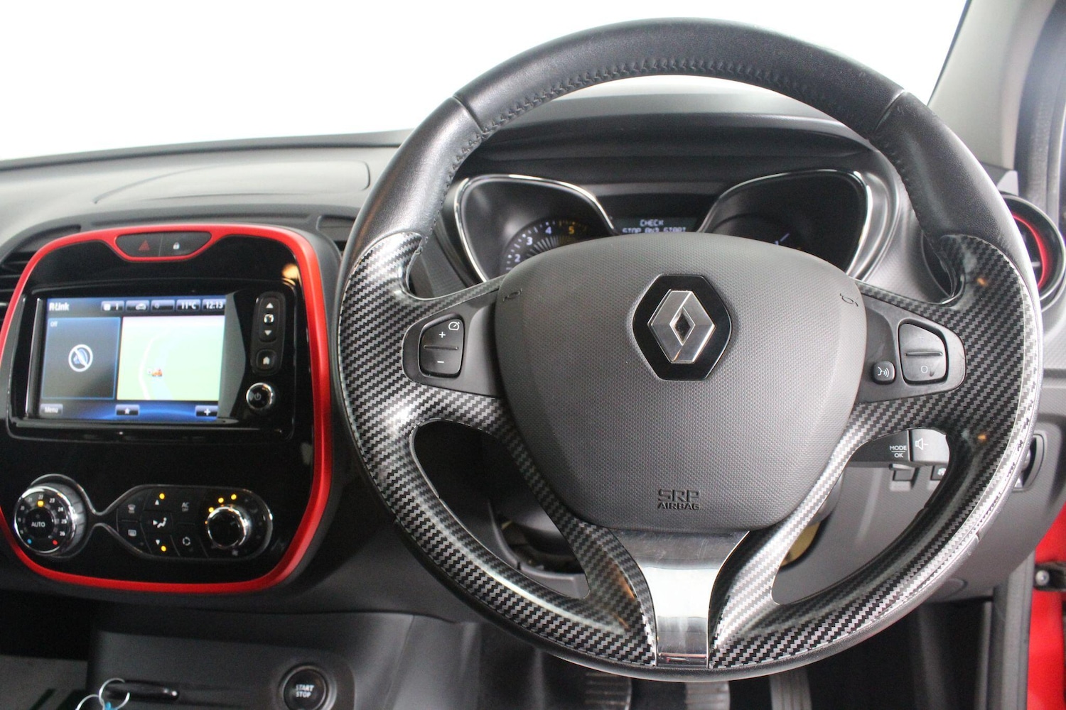 Used Renault Captur 2015 for sale - 76990705: Photo 23