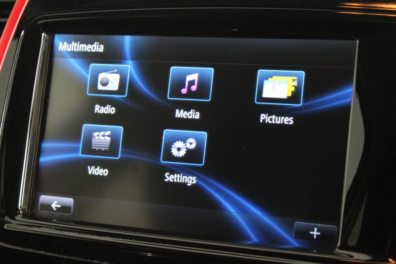 Used Renault Captur 2015 for sale - 76990705: Photo 37