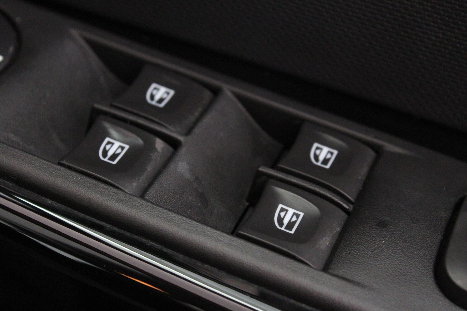 Used Renault Captur 2015 for sale - 76990705: Photo 52