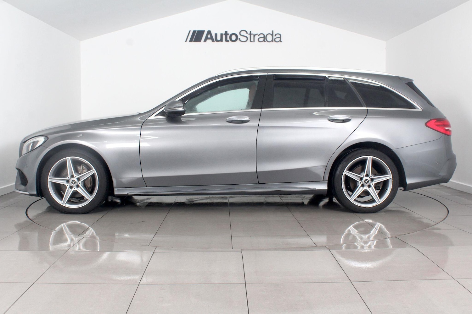 Used Mercedes-Benz C Class 2017 for sale - 77131625: Photo 9