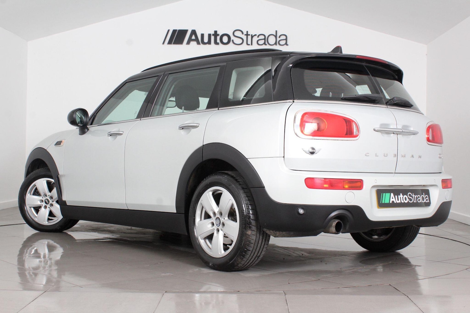 Used MINI Clubman 2017 for sale - 76992383: Photo 10