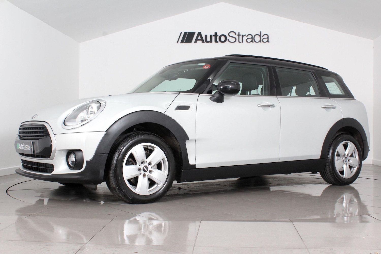 Used MINI Clubman 2017 for sale - 76992383: Photo 19