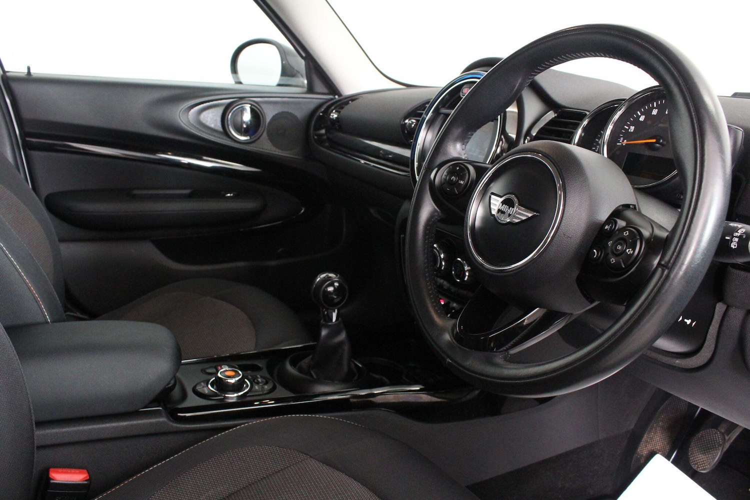 Used MINI Clubman 2017 for sale - 76992383: Photo 3