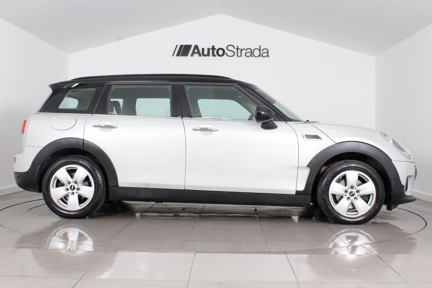 Used MINI Clubman 2017 for sale - 76992383: Photo 7