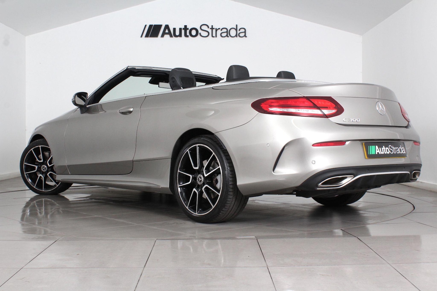 Used Mercedes-Benz C Class 2019 for sale - 76989932: Photo 10