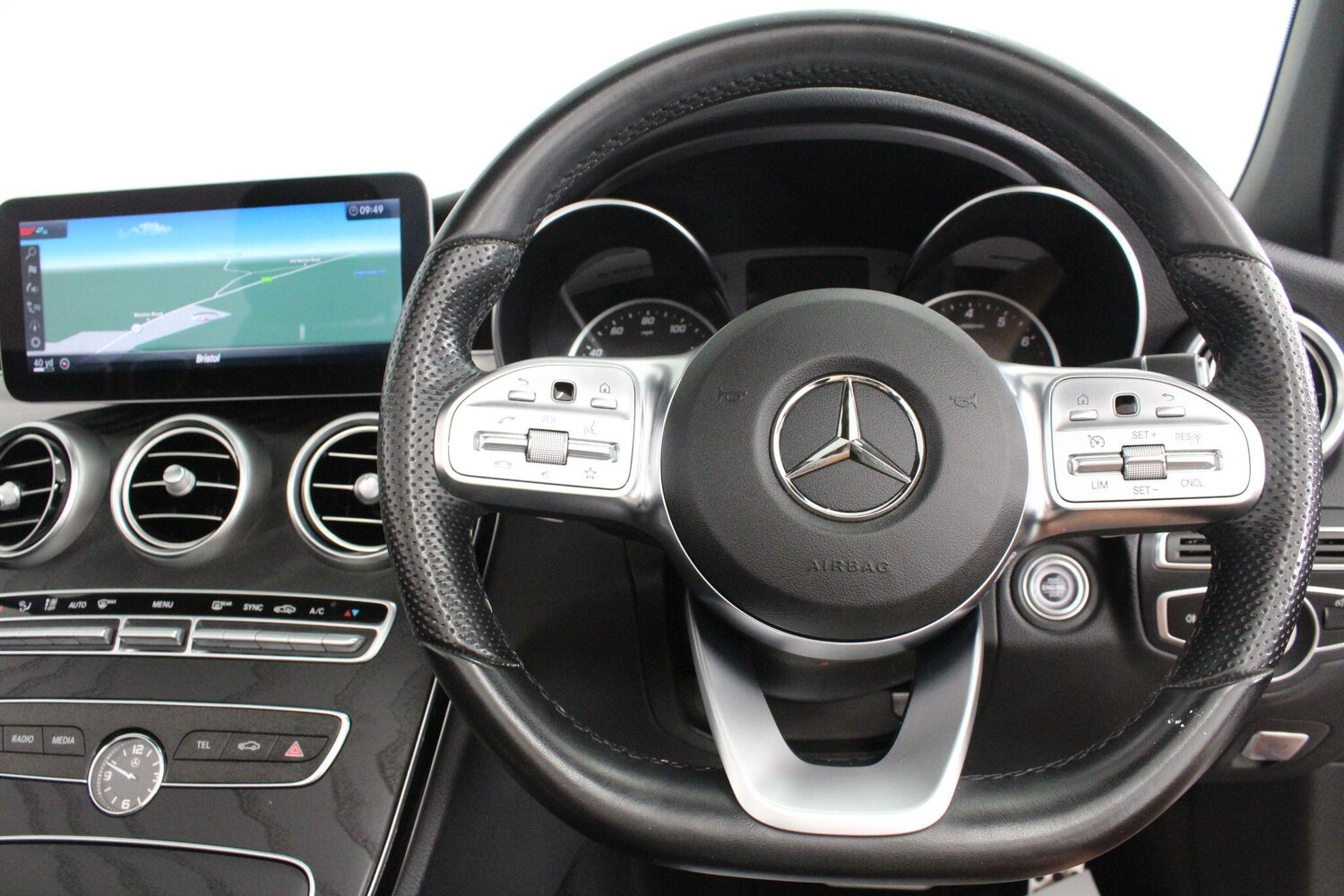 Used Mercedes-Benz C Class 2019 for sale - 76989932: Photo 37