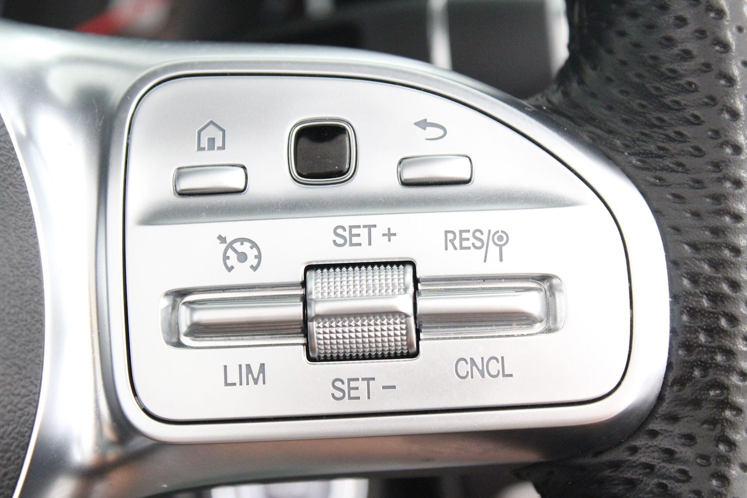 Used Mercedes-Benz C Class 2019 for sale - 76989932: Photo 44