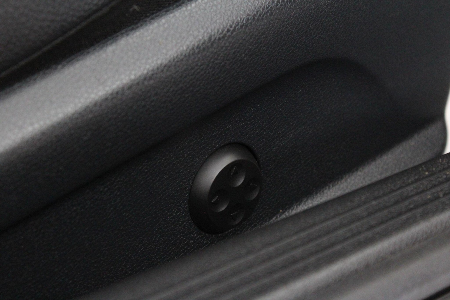 Used Mercedes-Benz C Class 2019 for sale - 76989932: Photo 75