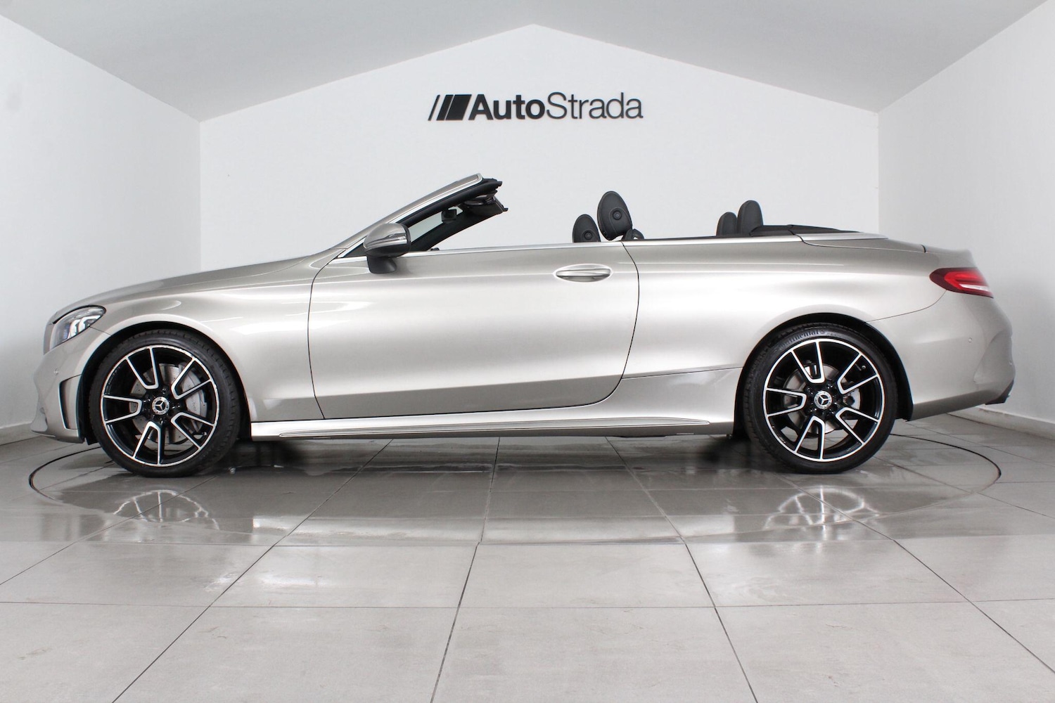 Used Mercedes-Benz C Class 2019 for sale - 76989932: Photo 9