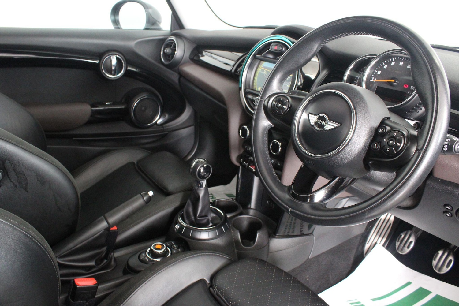 Used MINI Hatch for sale - 76995719: Photo 2