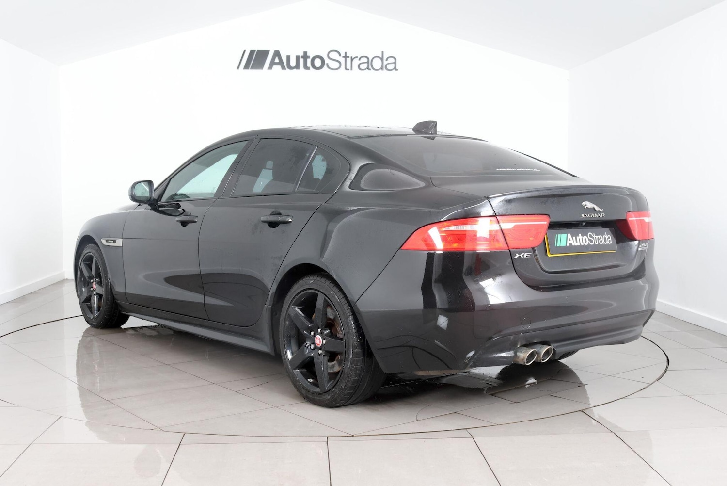 Used Jaguar XE for sale - 77279189: Photo 10