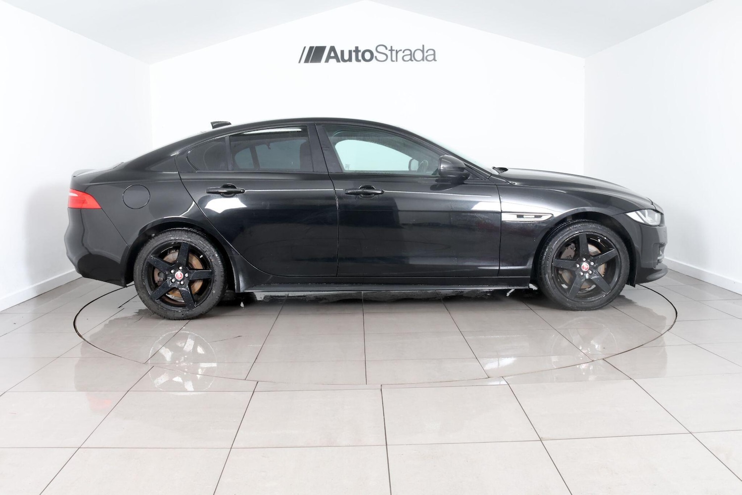 Used Jaguar XE for sale - 77279189: Photo 7