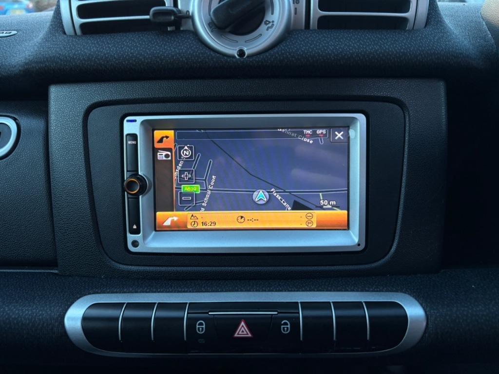 Used smart fortwo 2014 for sale - 76972901: Photo 13