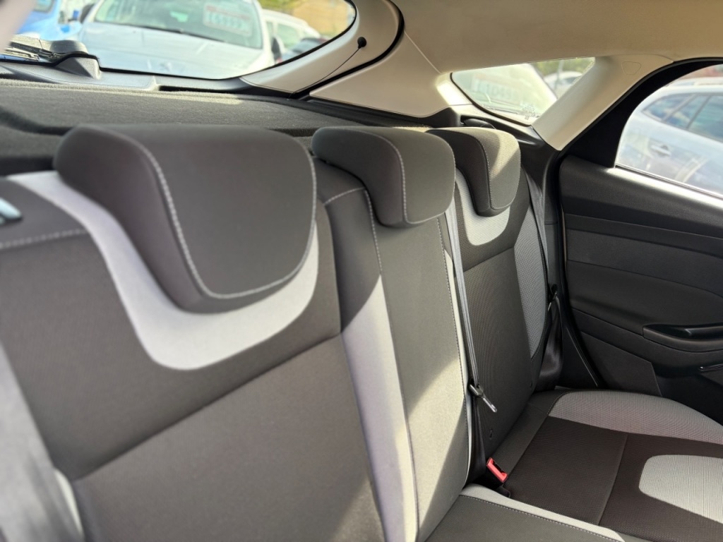 Used Ford Focus 2013 for sale - 75922971: Photo 10