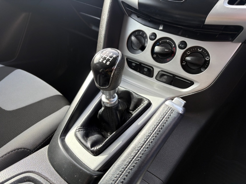 Used Ford Focus 2013 for sale - 75922971: Photo 16